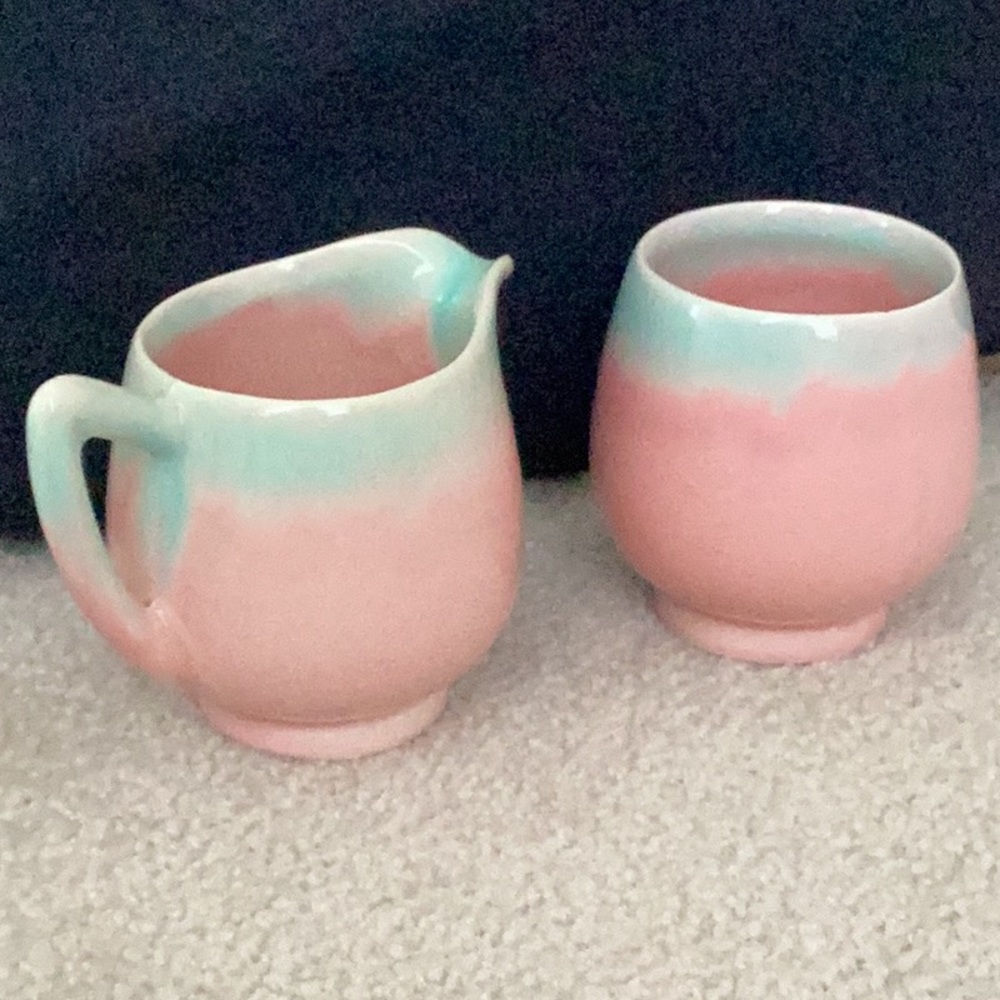 VINTAGE CREAMER AND SUGAR BOWL